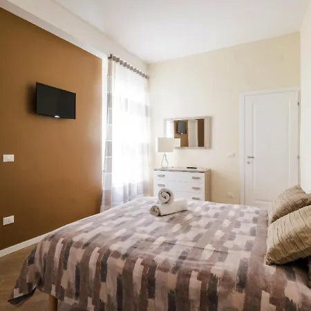 Apartamento Versace's House - Abbadia Four And *